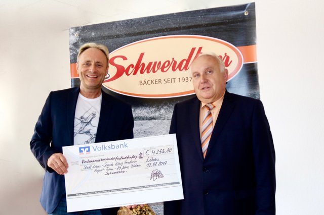 Der Aussichtsturm wird neu angestrichen - Alles-Lausitz.de